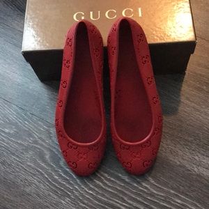 Authentic red Gucci Rubber sandals